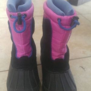 Girls snow boots